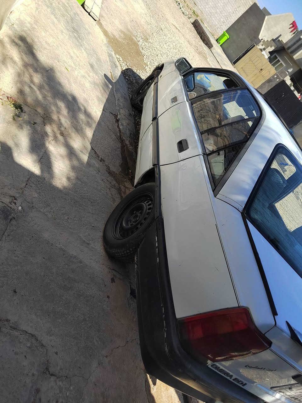 سلام وعليكم عندي هاي سياره للبيع

اوميكا بيضه محرك ٢٠

 سنويه لل ٢٨  دفتر بانزين

تحويل يمت ما تريد مكان دأقـوق

سعر ٢٨ بيهه مجال للطيبين 

رقم الموبايل ***********
