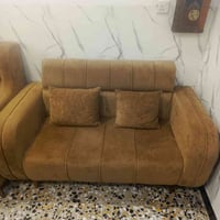 تخم لبيع 10مقاعدوسعر 400وبي مجال 07711679751