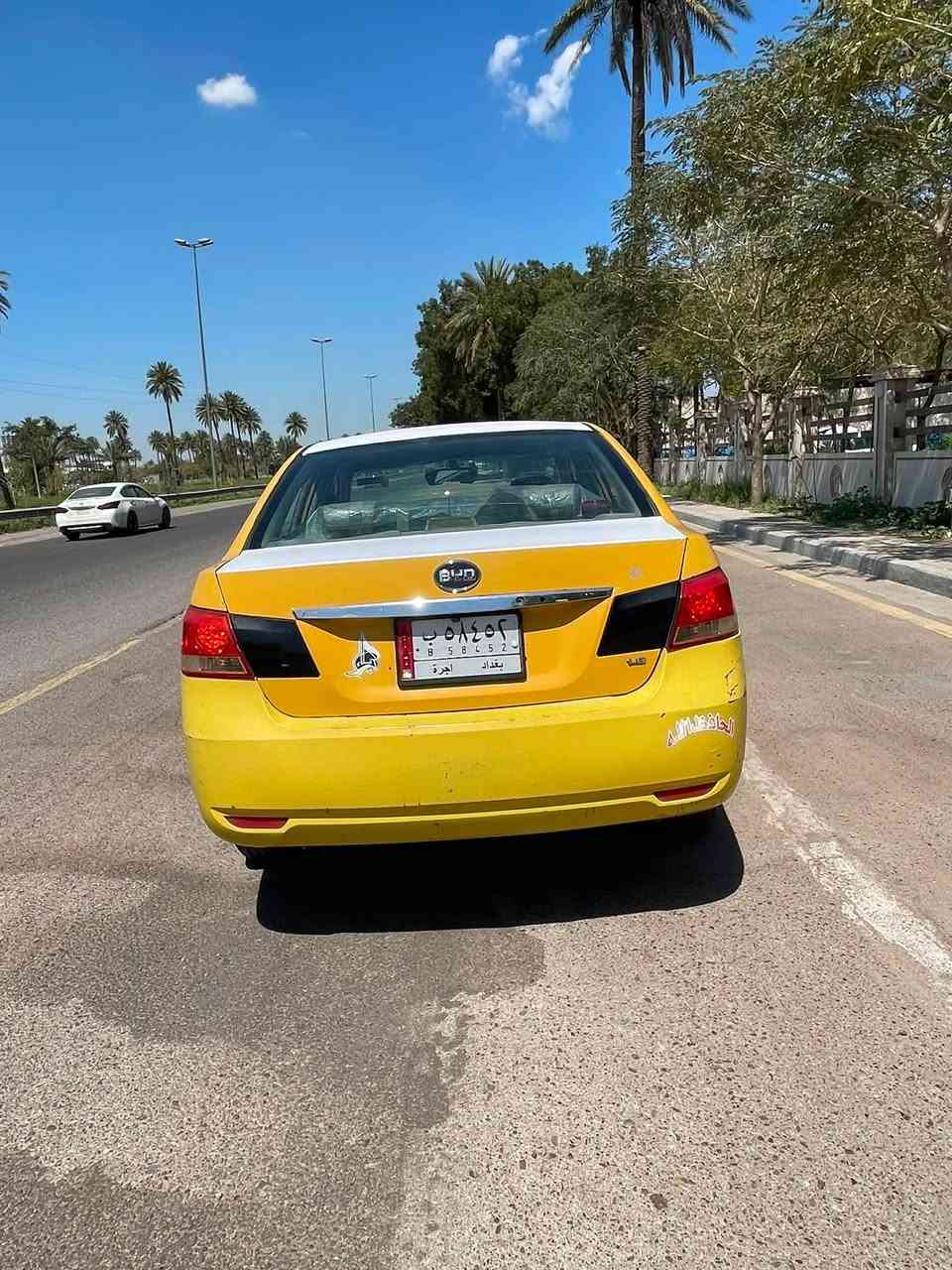 السلام عليكم بي واي دي كير مكينه كورله محوره 1800    سعرها 35 وبيها مجال
***********
