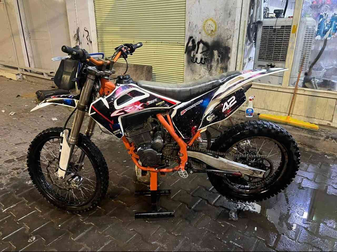 CRX250 • ٢٠٢٣ • نضيف