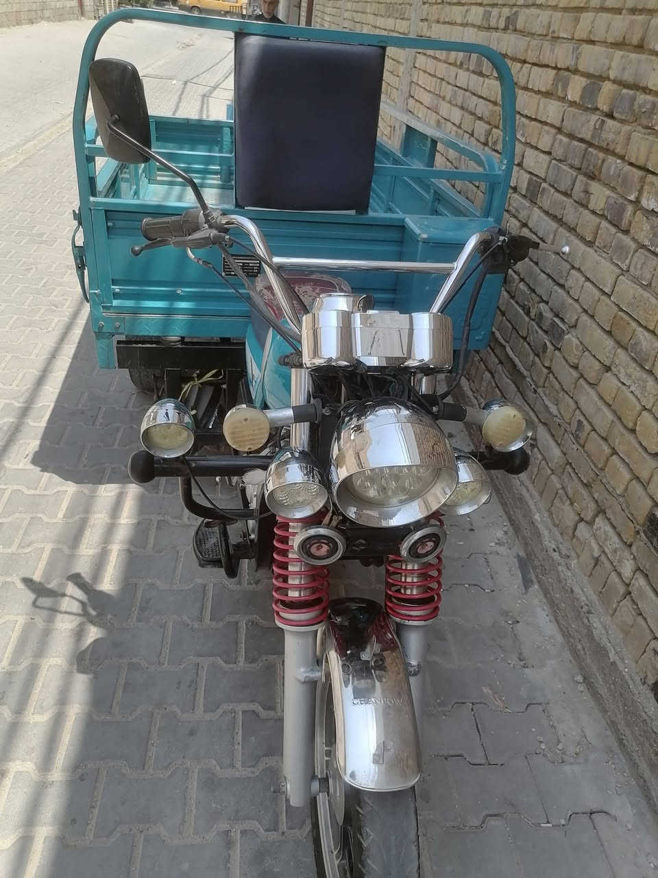 ستوته البيع اوراق اصوليه مقفوله شاصي, موديل 23 مقفوله حتى من الركبه استفسار ***********

