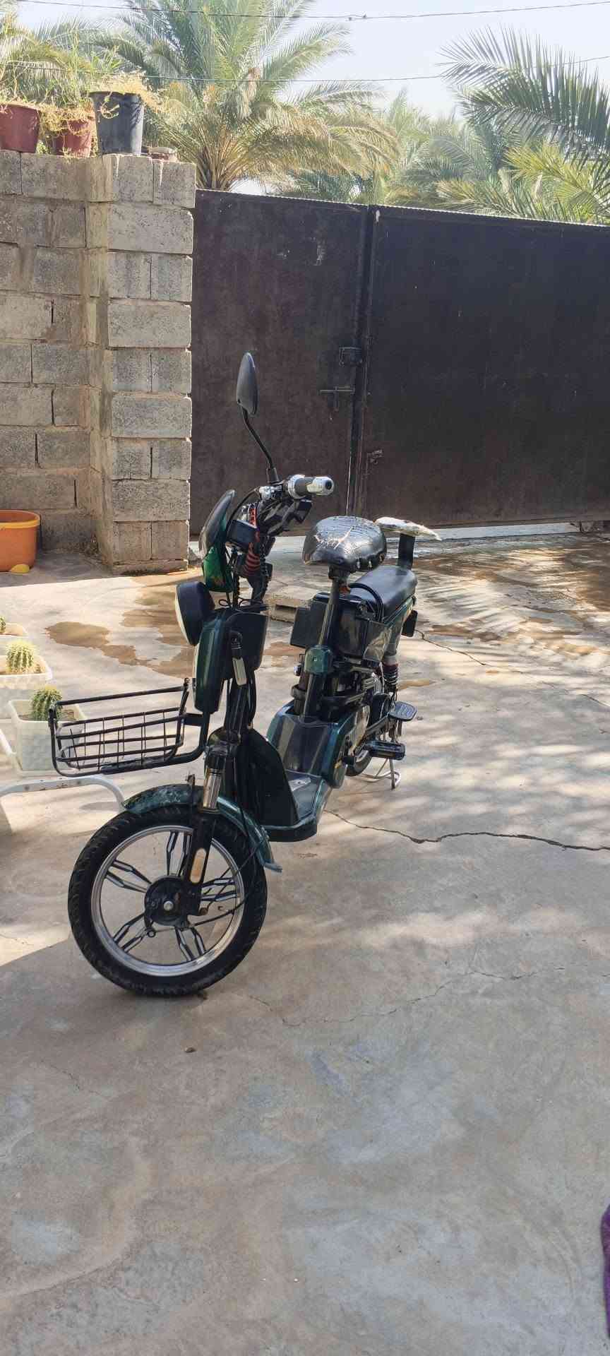 موديل ٢٤ • حجم ١٦ • بطارية ٧٠٪