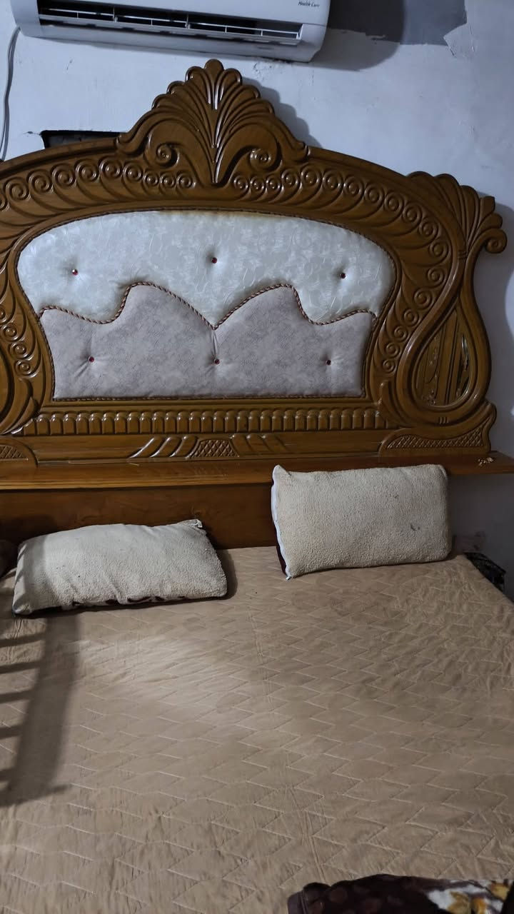 غرفة نوم • بصرة زبير