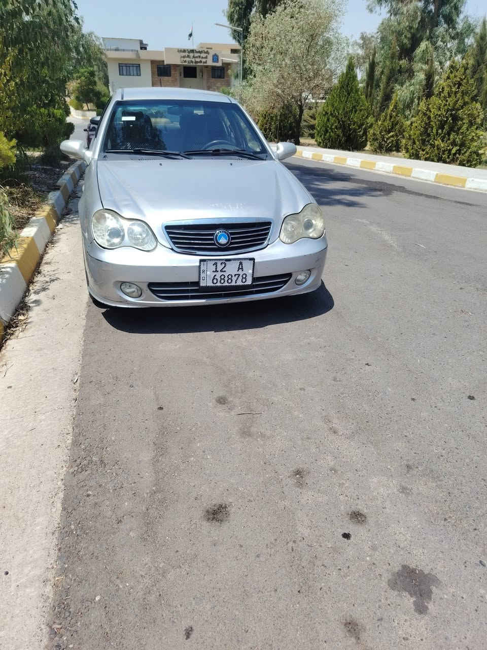 للبيع
السيارة تاخذها تفحصها اني مافحصتها بس الي اعرفو مابيها صبغ محرك كير تبريد شغال السعر ٤٧ وبيها مجال رقم جديد هزه جديده ماتصرف كلشي بس عقد مروري وتتحول
*********** للاستفسار
