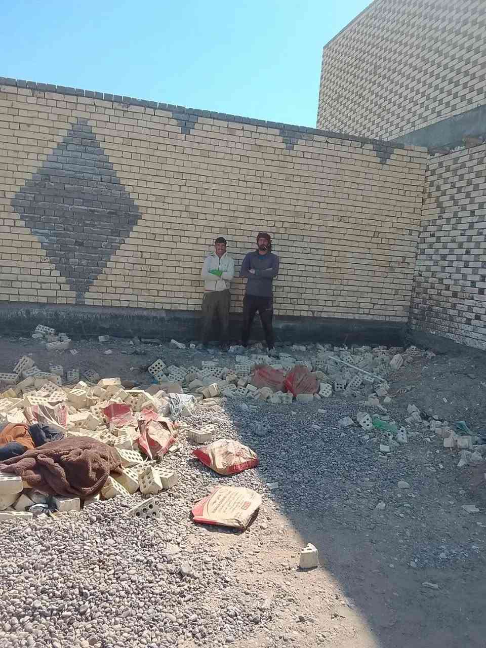 كادر بناء • شغل درجه اولى • تنظيف الموقع