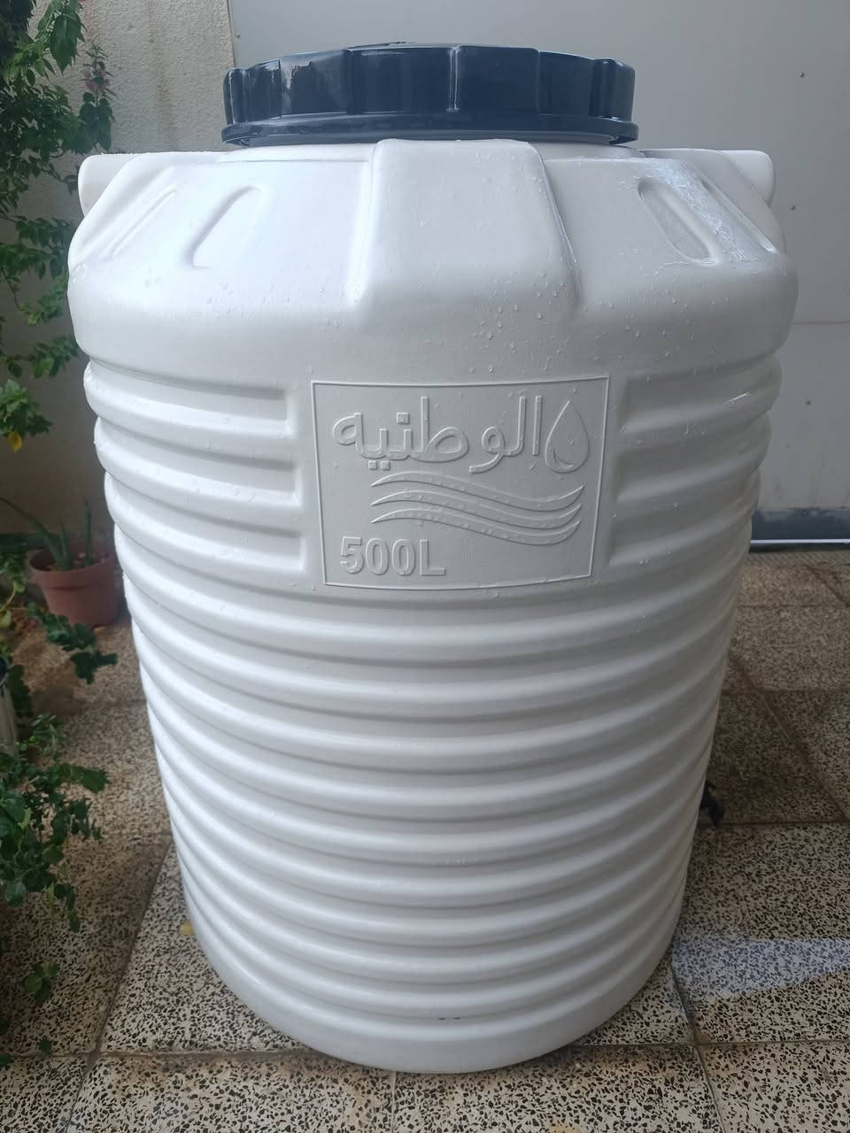 السلام عليكم ورحمه الله وبركاته عندي تانكي للبيع 500 لتر اصلي مغلون بي وصل ضمان خمس سنوات السعر 50 الف وبي مجال الاتصال على الرقم التالي ***********
