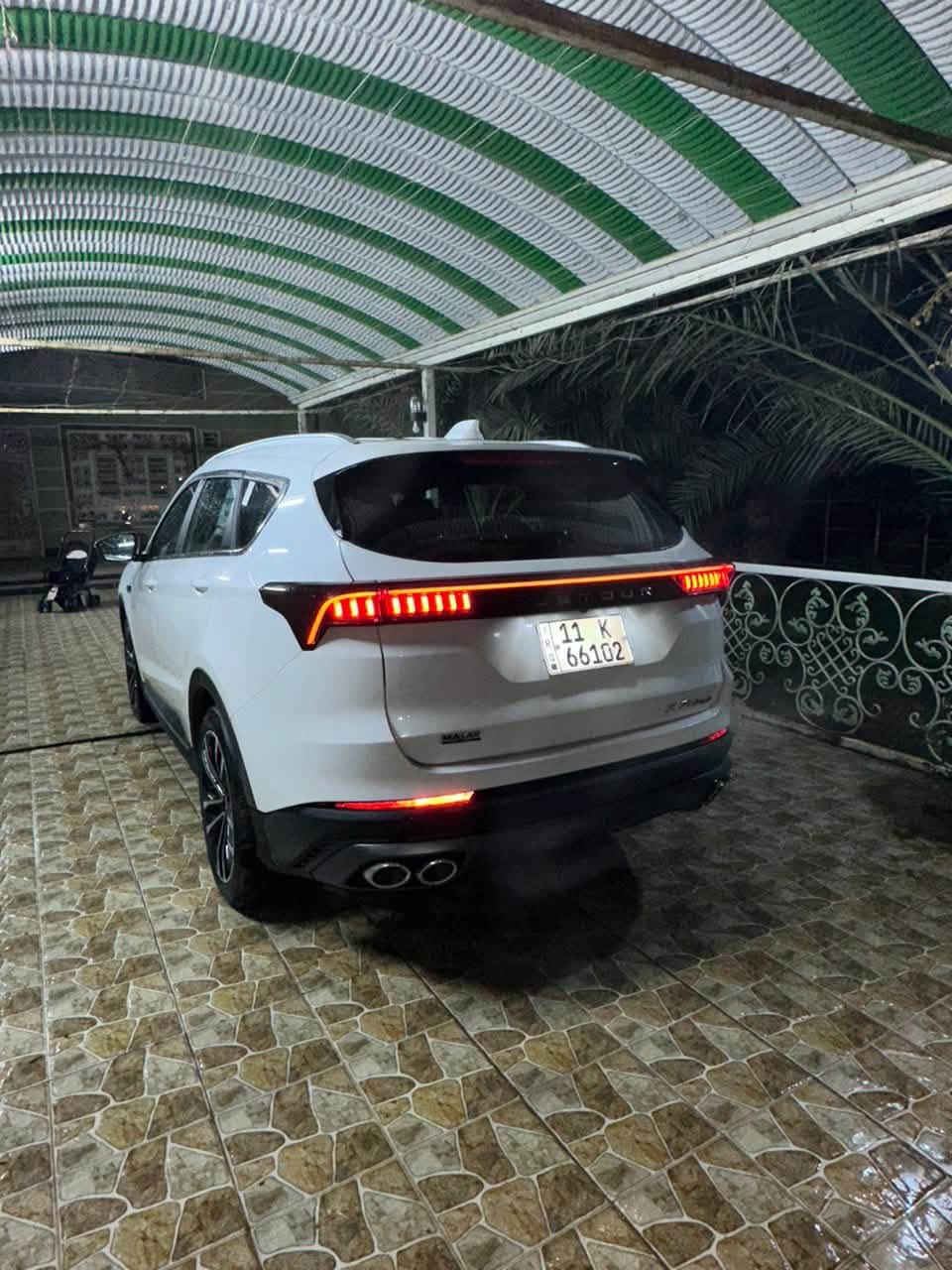 جيتور x70 
ماشيه 13000
محرك 1500 تيربو 
جديده السياره بحالت الوكاله 
نضام ترحيب 
بنورامة 
أناره محيطية 
حساسات خلفيه 
جنطه كهرباء 
نضام كاربلي 
نضام نزول منحدرات
اوتو هولد 
كشن سائق كهرباء 
تبريد قطعتين 
كامره 360 درجه
رادار خلفي 
ضمان شركة 
***********
