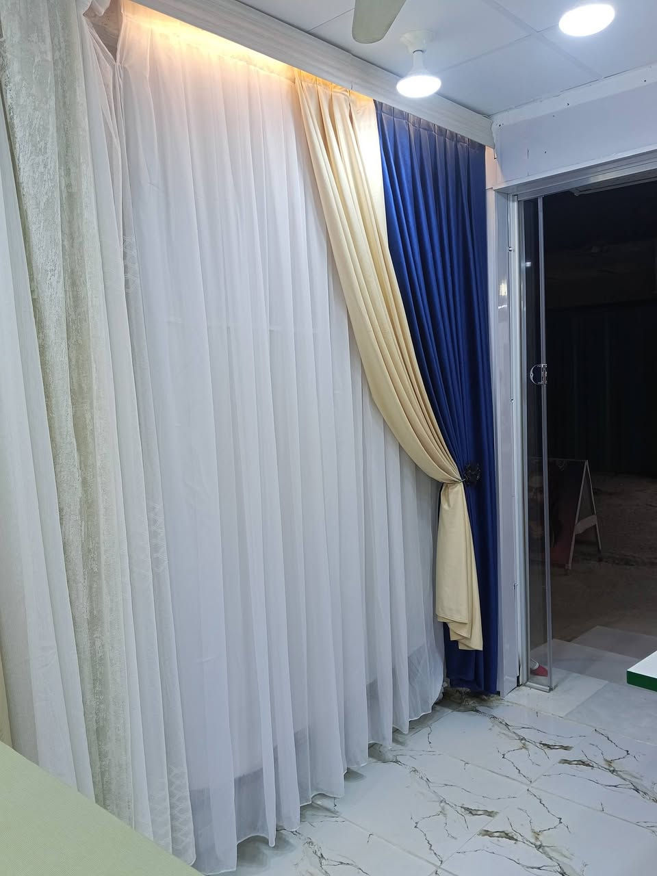 ستائر حسن علي 
انسب الأسعار 
الرفاعي سوق المسقوف قيصريه الحاج طارق سوق الخياطين 
*********** واتساب
