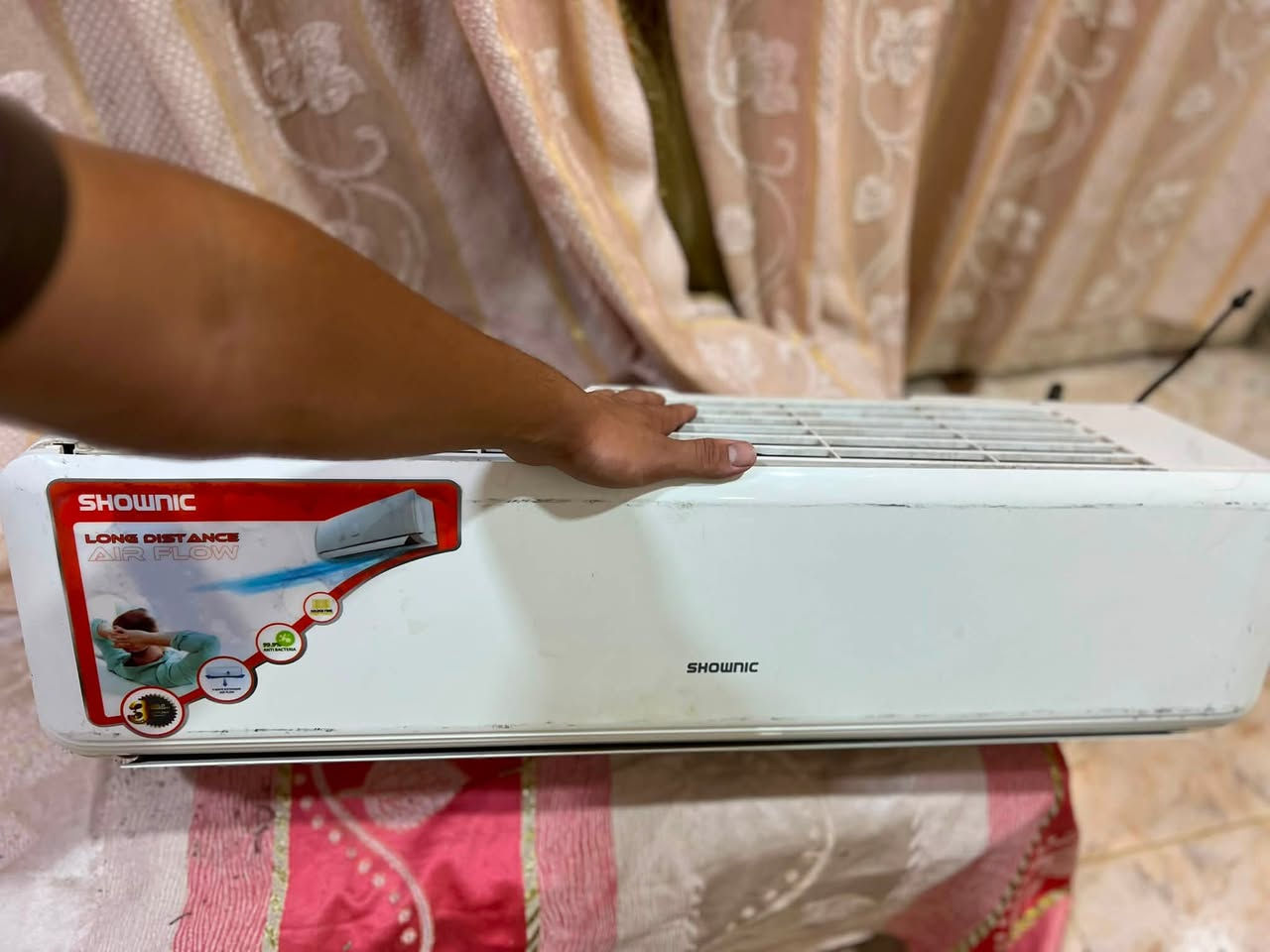 للبيع سبلت سونيك قطعه داخليه فقط
طن ونص مستخدمه نضيفه
تبريدها ثلج 
مكاني البصرة القبلة حي القائم 
تواصل ***********
هذا الرقم تواصل واتساب فقط 
السعر 75 الف
