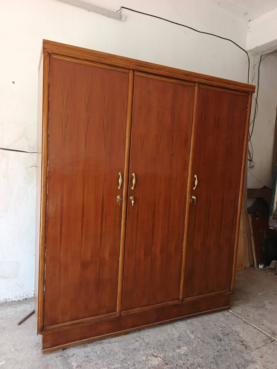 كنتور 3ابواب مستعمل صاج حطاطه الرمادي الصوفيه قرب مطعم قصر الابيض السعر 225بي مجال واتساب ***********
