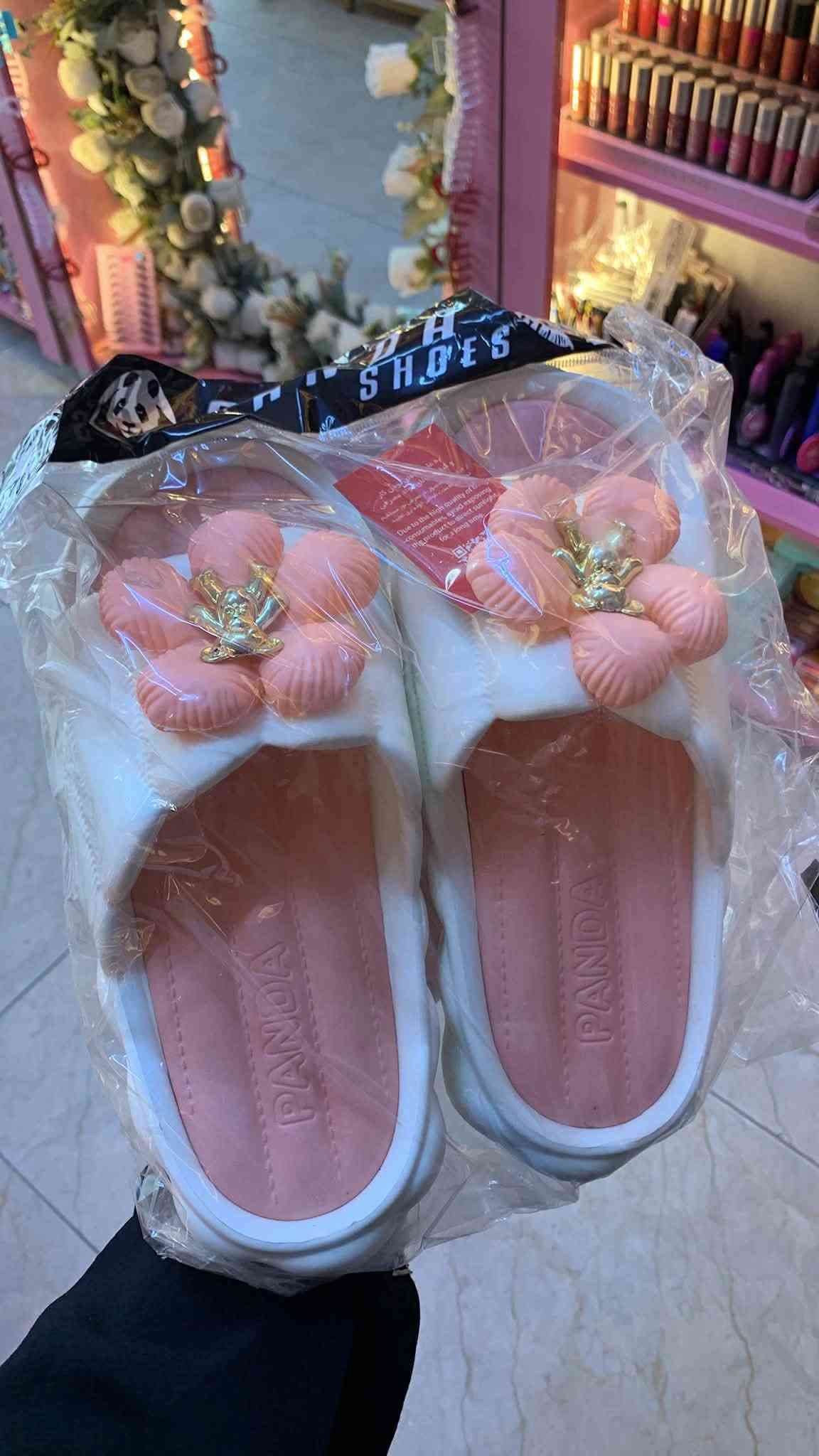 🔥 عروض كوزمتك الجمال 🔥
✨ الحقيقة بس 8 آلاف
👡 والنعالات بس 7 آلاف

أسعار حلوة وتستاهل 😍
لا تفوتون العرض، الكمية محدودة 💕
📍 بغداد – حي الفرات – شارع الوسط – مجاور مكتبة هيا
📲 واتساب: ***********@إشارة
