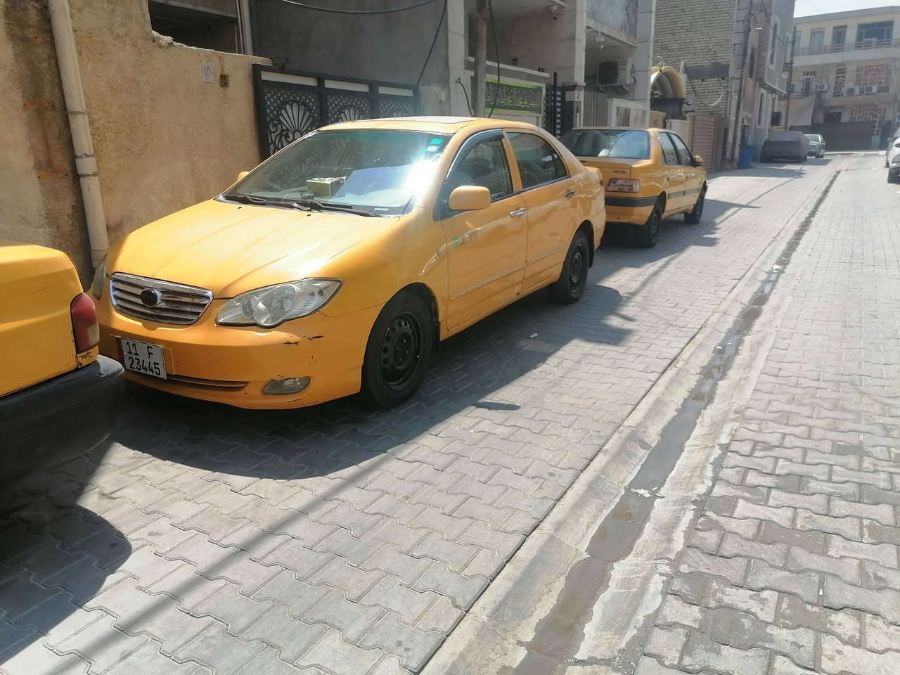 السلام عليكم بيوادي 11بيه جاملغ صبوغ كير ومكينه لانسر راقم جديد بغداد مصفره من كلشي بغداد حي القاهرة قرب جسر لبنوك 48/***********
