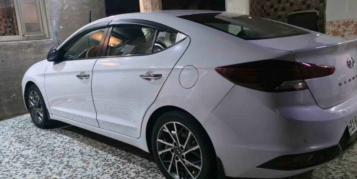 🚗 للبيع هيونداي إلنترا 2019 – وارد خليجي 🇰🇼
✅ محرك 2000 دوش
✅ تشغيل بصمة
✅ تحكمات ستيرن
✅ أشاير بالمرايات + مرايات شفط
✅ حساسات أمامية وخلفية
✅ شاشة + تنتة
✅ بدون أي ضربة
✅ سيارة باسمي وتحويل مباشر+ رقم بغداد
✅ مكفولة كفالة عامة (محرك، كير، تبريد)
✅ سيارة نظيفة جدًا ولا تحتاج أي مصرف.

💰 السعر: 143$  وبيها مجال بسيط.

📍 العنوان: بغداد – جسر ديالى.

📞 للاستفسار على الرقم فقط: ***********
