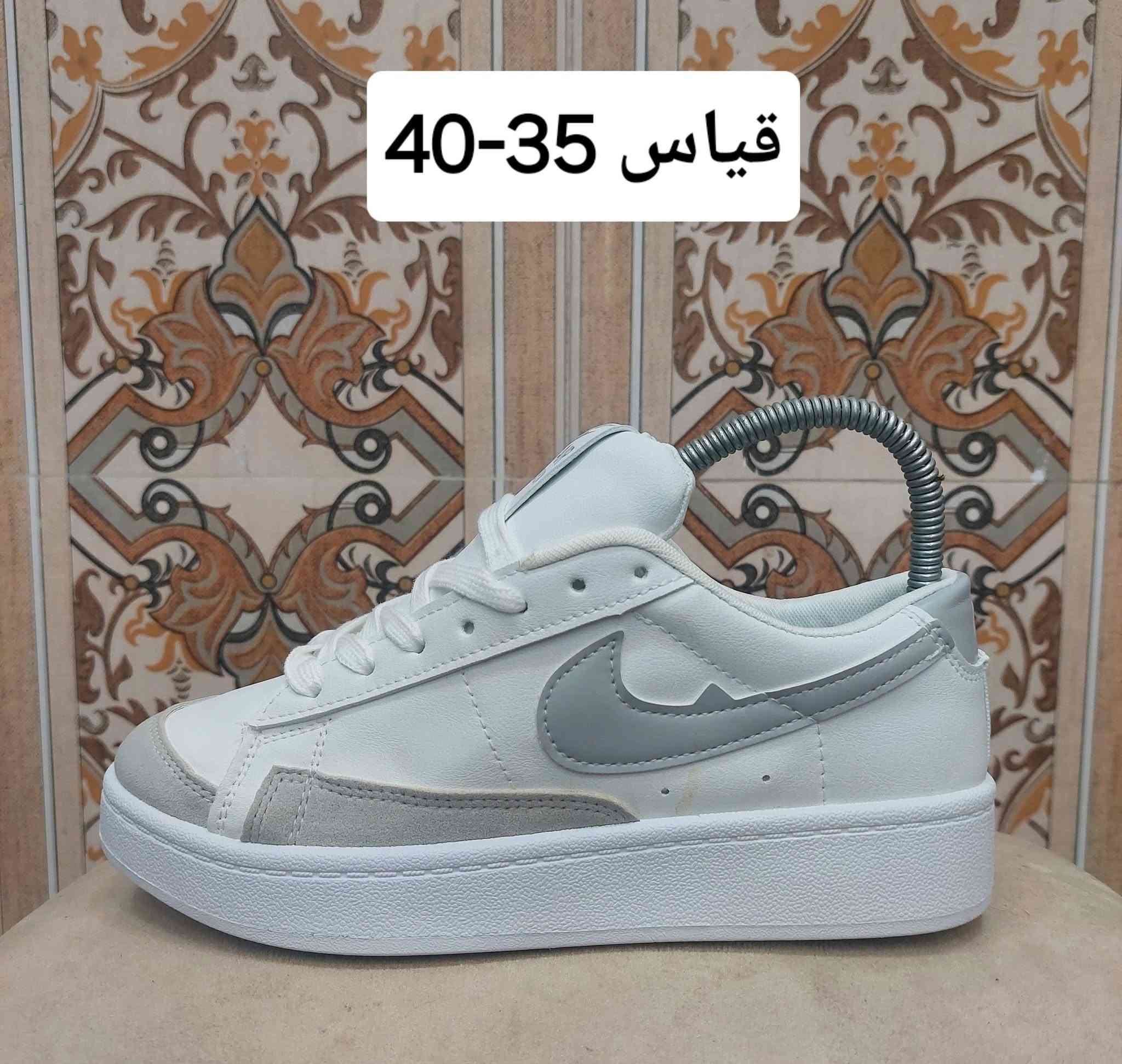 احذيه بهذا الشكل اسعار مختلفه كلمن و سعره جملة و مفرد
واتساب ***********
يوجد خدمة توصيل

نص مكتوب في الصور:
- قیاس 35-40