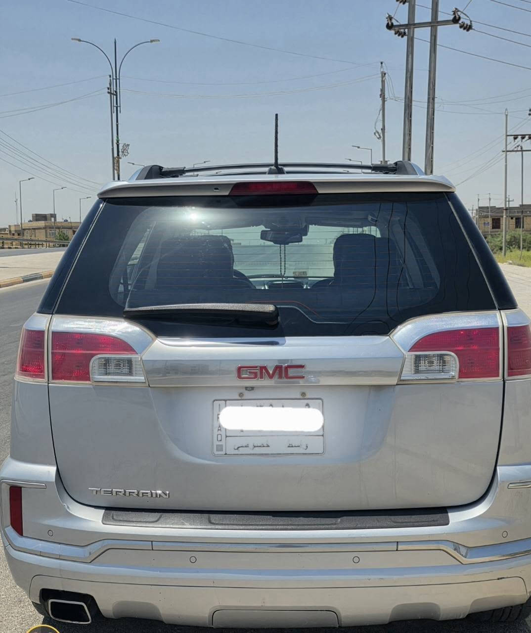 GMC Terrain Denali 2017
جي ام سي تيران 
#فئة دينالي ( اعلى فئه) 

🏳 لون سلفر 

🚗 ماشيه 189 الف كيلو 

⚙️ محرك 2400 

🫂بدون ايرباك 

🔑 بصمة سويج عدد 2 بلادي

🫆بصمه تشغيل عن بعد 

🪑 كشنات جلد تدفئه كشنات 

📡 رادار أمامي وخلفي وجانبي 

🛣️ تحديد مسار 

⛔ توقف ذاتي 

📱 شاشة العرض: شاشة لمس قياس 7 إنش نظام IntelliLink مع دعم البلوتوث، ومنافذ USB وAUX.

📸 كامرة 

👁️‍🗨️🤍 نقطة عمياء 

🚀 تشغيل عن بعد  

🎒 جنطة ذكية 

🎛️ فول تحكمات 

🔘 فتحته سقف 
أنظمة الأمان والسلامةنظام تنبيه النقاط العمياء (Blind Spot).نظام التنبيه من الاصطدام الأمامي.نظام التنبيه عند مغادرة المسار.حساسات صصف خلفية مع كاميرا للرؤية الخلفية.

🛠️ حادث تبديل دعامية امامية   و جامرلغ يسار مصبوغ بدون ايرباك 

💫دفع رباعي 

🖼️ صور الحادث بالمنشور 

🆕 رقم واسط  باسمي 

📍 مكان تواجد السيارة: واسط /كوت
السعر 125$ وبيها مجال
موبايل / *********** واتساب
