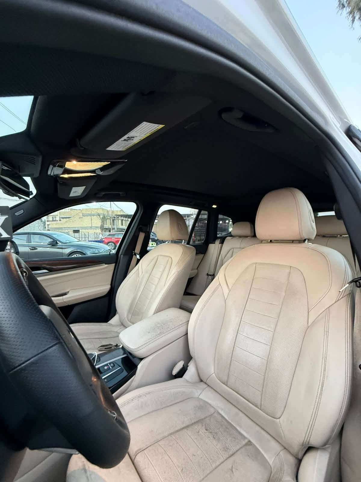 سلام عليكم…
Bmw x3 SDrive 30i LUXRY Line
وارد امريكي CLEAN TAITLE

شاشة وسطية ونظام iDrive.
* مقاعد كهربائية أمامية.
* داخلية بيج.
* مقود BMW رياضي.
* تشغيل وإضاءة داخلية.
* فتحة سقف بانورامية؟
* جنوط BMW أصلية متعددة الأذرع.
* حساسات أمامية وخلفية.
* كاميرات/أنظمة مساعدة 
* أضوية أمامية LED،
*بگ لايت LED
*ستيرن تدفئه
*كشنات تدفئه تبريد
*اضائه تكيفيه مع المقود
*سستم صوت harman/kardon
*شاشه ذكيه مع تحكم ايمائات بالأشاره
*تخم تاير جديد
*حداديه جديده وكاله بالكامل
*صندوق قدم
*السياره مكفوله كفاله عامه
*الممشى:182,000 كيلو متر
*السعر:23,000$ قابل للتفاوض
للتواصل: ***********
*مكان السياره:ديالى.بعقوبه الجديده
Nashwan Muayad
Ziyad Tariq
