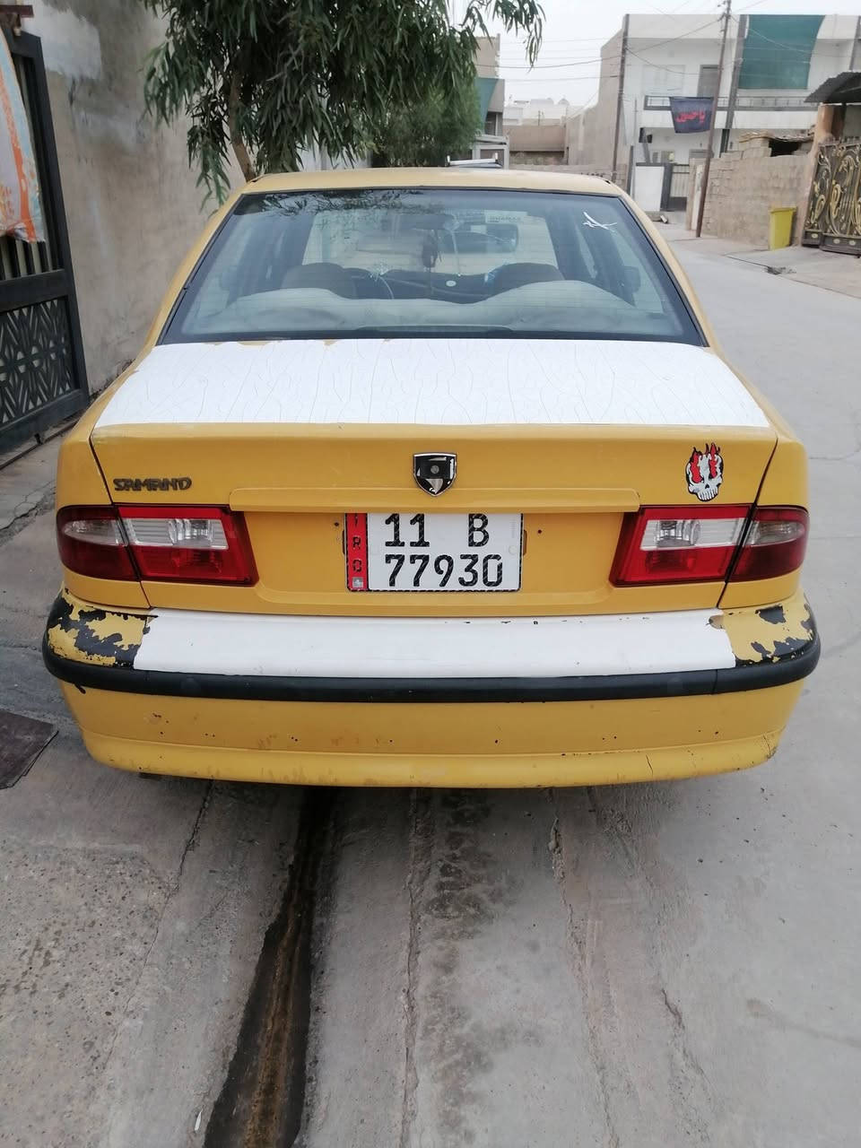 سمند للبيع ٢٠١٢ رقم انكليزي كابون بنزين هيئة وغرامات صفر كهرباء كل شغال تدفئة تبريد شغال تحويل نفس اليوم السيارة كبل للشارع وهذا رقمي ***********
٣٥ وبيها مجال قليل كركوك
