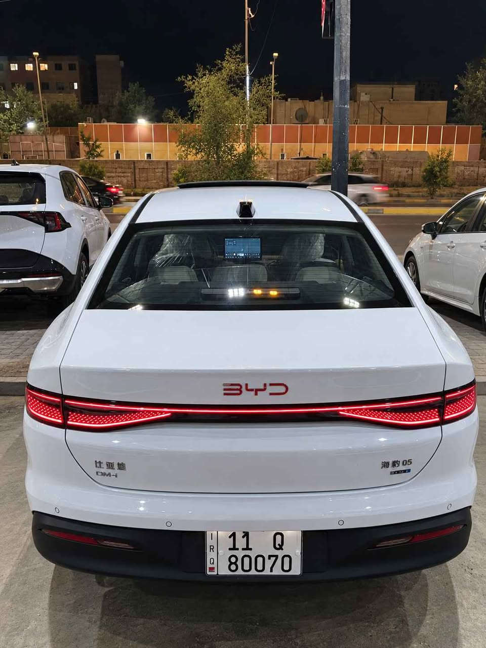 سلام عليكم 
BYD SEAL 05 2025
ماشية 18
الضرر: طخة في الباب الامامي فقط
السعر:23.500.000 د.ع
العنوان:كرادة 
*********** بغداد, العراق
