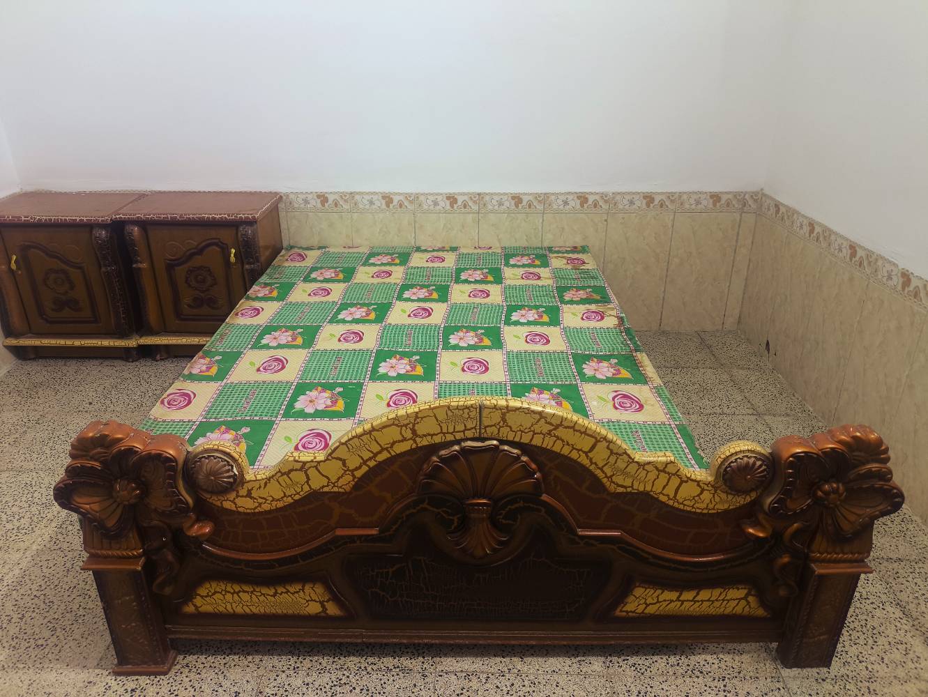 چرباية • التاج • ميزين