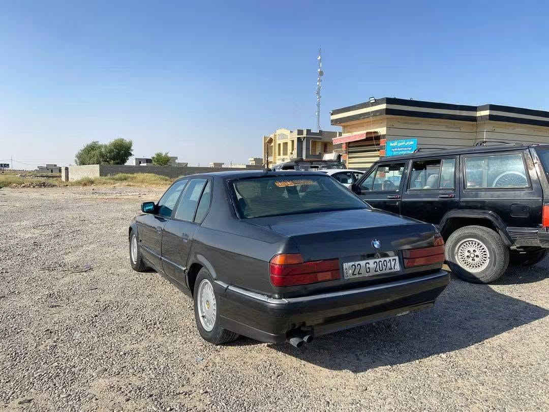 بي ام حجم 730 محرك  شرط توماتيك وشرط التحويل رقم اربيل دولي العنوان جنوب الموصل
السعر 33$ببهه مجال
***********
