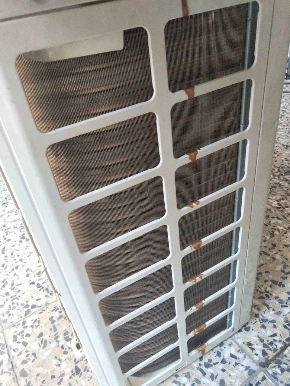 السلام عليكم اخوان سبلت للبيع نوع توسوت ثنين طن السبلت بعده جديد كامل مكمل غاز مفول وعلى الفحص تبريده ثلج ☃️❄️🧊 تدفئه نار 🔥🐦‍🔥❤️‍🔥 السبلت راديتراته بعدهن صفر السبلت مغسول وجاهز بس شد السبلت كلشي يشتغل بي حساسات موزعات السبلت مع كامل ملحقاته بواري جديد بل كارتون وايرات ريمونت السبلت بلادي مكفول من فتحت البرغي
السبلت تاخذه من باب بيتي وبي ضمان
التوسوت معروف بتبريده وتدفعه القوي
السعر : 600 وبي مجال كلش بسيط
للاتصال : ***********
الموقع : بغداد حي اور
