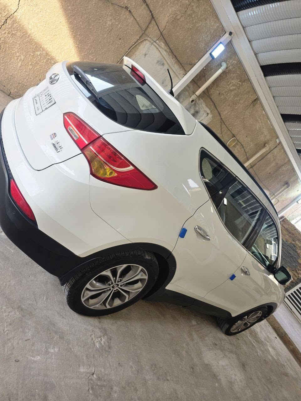 هيونداي سنتافي 2013 خليجي

مكفولة 
فول مواصفات
مكينة 6 سلندر
3300
7 راكب
فور ويل 
مانع انزلاق 
مثبت سرعه
٣ انظمه قياده
سايد بريك دكمه
كراسي كهرباء وتبريد وتدفئه
3 قطع تبريد
مرايات شفط
حساسات + كاميرا
اشاره ترحيب اشاره بالمري
5 ويل كب
بانوراما
بردات خلفيه
ماشيه 196الف 
رقم الماني  بغداد 
مكان السيارة النجف 
السعر ١٥٠ وبيها مجال
***********
