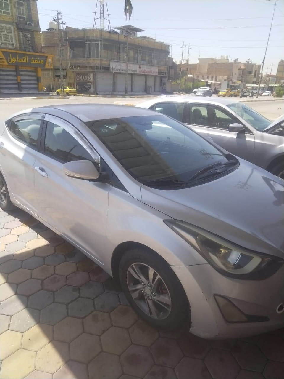 🚘 للبيع هيونداي إلنترا 2015 خليجي
🔹 الموديل: 2015
🔹 المواصفات: خليجي
🔹 المحرك: 1600 سي سي
🔹 السعر: 85 ورقة 💰
🔹 السعر قابل للتفاوض
🔹 السيارة خالية من العيب الشرعي
🔹 الفحص والمعاينة للجادين
المكان :الناصريه 
📞 للاستفسار والتواصل: ***********

