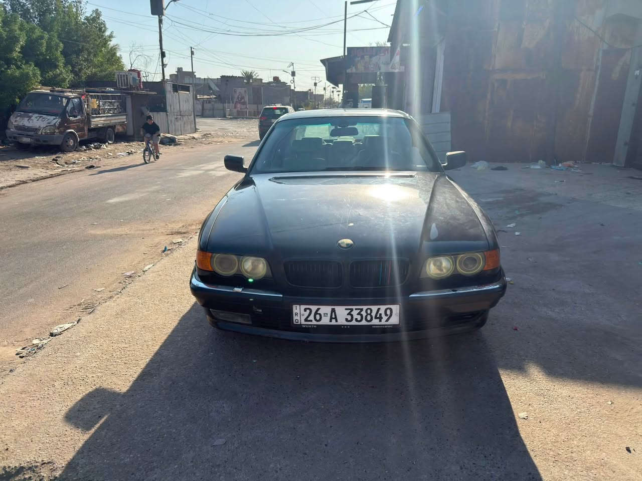 السلام عليكم كاسحة
موديل 1995 محدثة 2000

فول مواصفات 

كير تمساح 

محرك 40 اصل

تبريد ثلاجة توني مبدللها فريز وفان 

صدرها بنايلون

محرك خير من الله شلعة ومعدل

تخم تاير جديد 

السعر 65$ وبيها مجال حك الجية

***********
