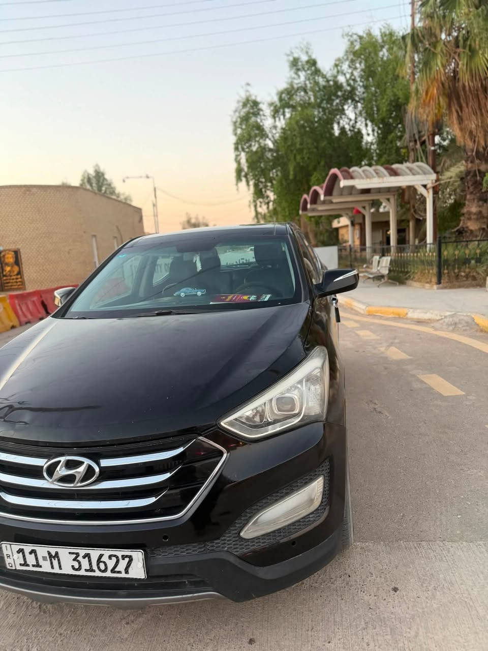 نوع السيارة سنتافي فول موصفاتvip
باسمي مداور  ثاني يوم  (Santa Fe). 💸 
السعر:(110)وبيها مجال 
الموديل: 2013. رقم جديد  
 اللون: اسود 
 الرقم: بغداد
 الملكية: السيارة باسمي فول بصمة فتحه 
المحرك 4 سلندر خمسه راكب
السونار مرفق
 الموقع والمعاينة: الديوانية
📝
📞 للتواصل والاستفسار:***********
