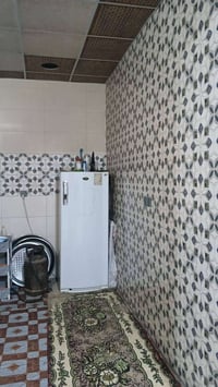 دار للبيع • ٢٠٠متر • غرفتين