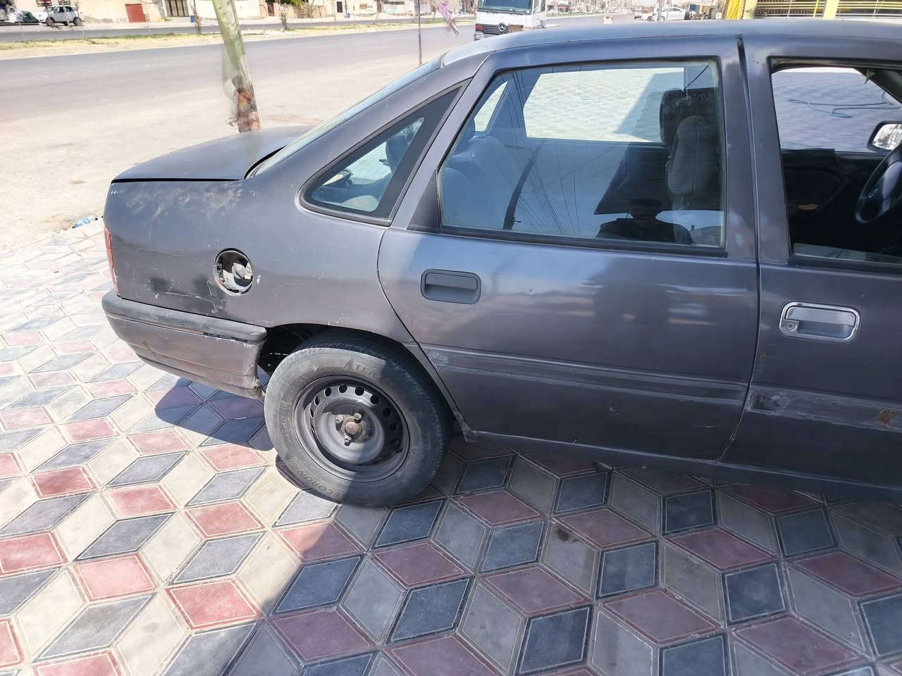 للبيع اوبل موديل 89 رقم صلاح الدين الماني R مدفوعه كمرك محرك 18شرط كير شرط سياره عايزهة كماليات خفيفه خياس بيهة شويه شي بصيط زوج تاير جديد  دبلات جدد نفضتهة  صاحب سياره بسامراء تحويل موباشر السعر 27ومجال بصيط  مكان سياره صلاح دين تكريت للتصال ***********
