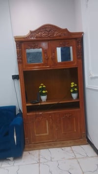 ميز • صاج ثقيل • نضيف