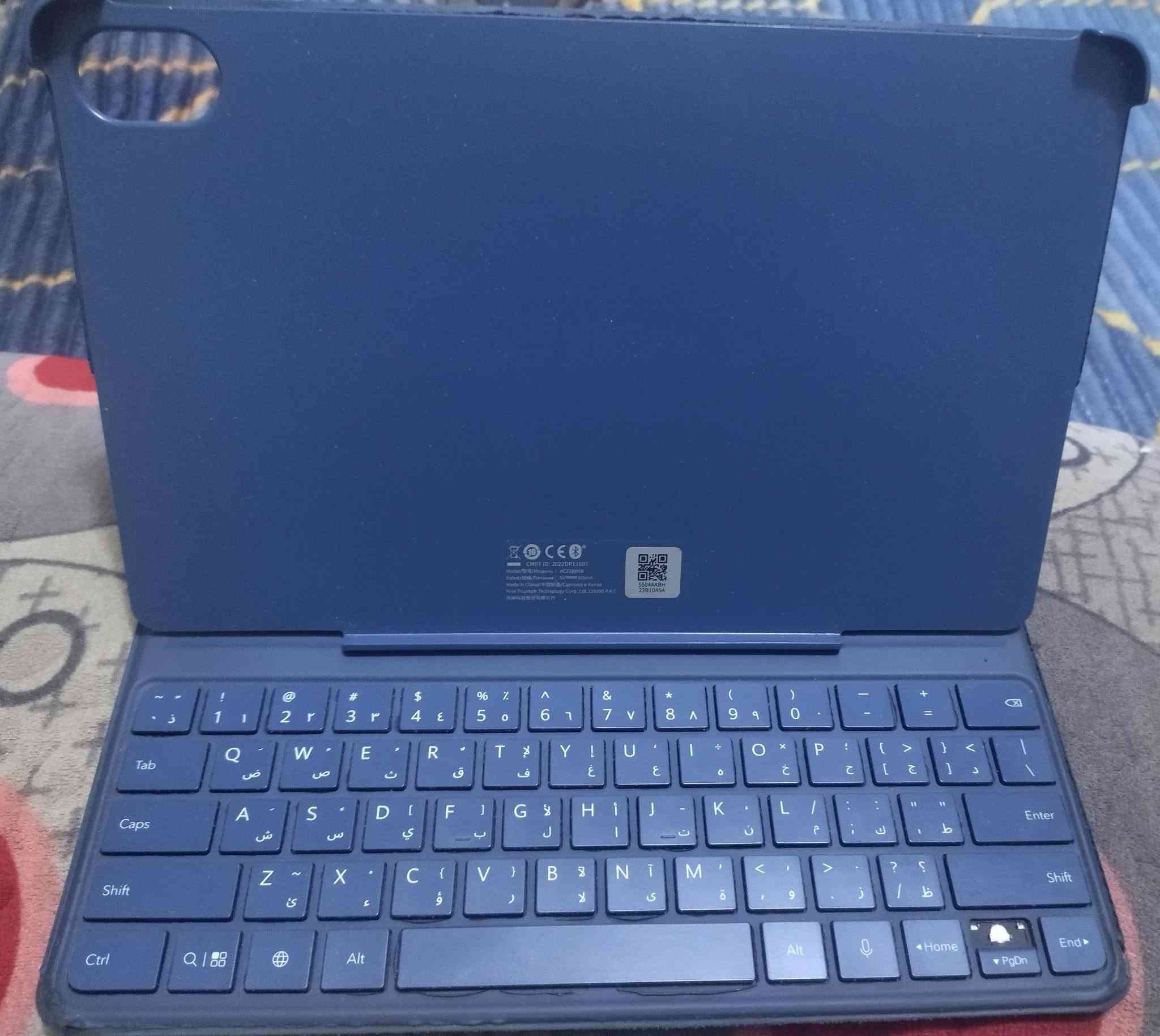 📱 للبيع HONOR Pad 8
✨ شاشة كبيرة 12 إنچ بدقة 2000×1200
⚙️ معالج Snapdragon 680
🧠 رام 6GB
💾 ذاكرة 128GB
🔊 8 سماعات ستيريو بصوت قوي وواضح 🔥
🔋 بطارية 7250mAh
⚡ شحن 22.5W
📸 خلفية 5MP + أمامية 5MP
🔌 USB Type-C
📶 Wi-Fi + Bluetooth
🤖 Android / Magic UI

الجهاز مناسب للدراسة، الأفلام، اليوتيوب، التصفح والاستخدام اليومي.

⚠️ ملاحظة: أكو شخط/شرخ خفيف بطرف الشاشة من الجهة اليمنى، مثل ما موضح بالصور. الجهاز شغال طبيعي 100%، ماكو أي مشكلة باللمس أو الشاشة، وما داخل تصليح أبداً.

📍 المكان: بغداد – الدورة
📞 للاستفسار واتساب فقط: ***********

💰 السعر: 250 ألف دينار .
