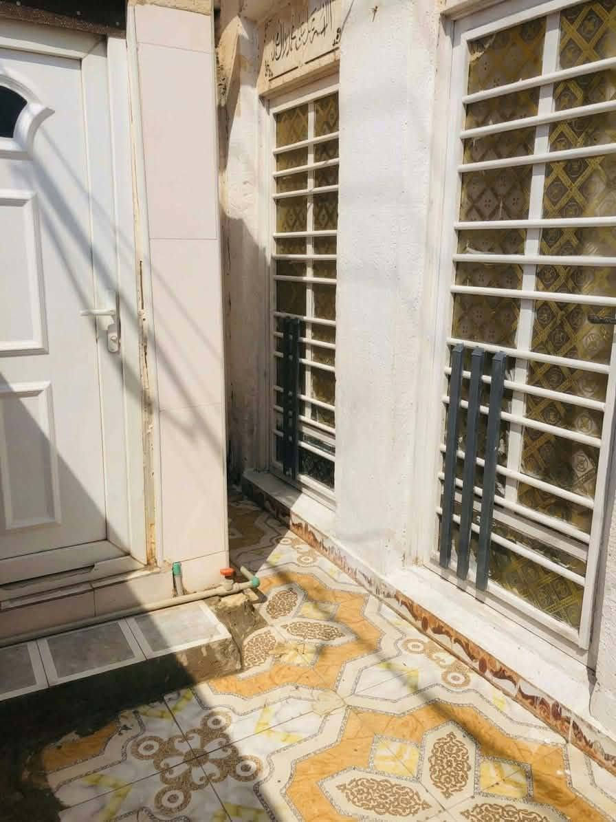 سلام عليكم بيت للبيع سدة الدفاس خلف دار الايتام شارع الاول مساحت البيت 100 متر بناءسنه 2024 قاط 
المنطقة متوفر كافت الخدمات من ماء
وكهرباء ومجاري وتبليط وارصفة 
التواصل مع صاحب الدار ع هاذ الرقم *********** فقط
