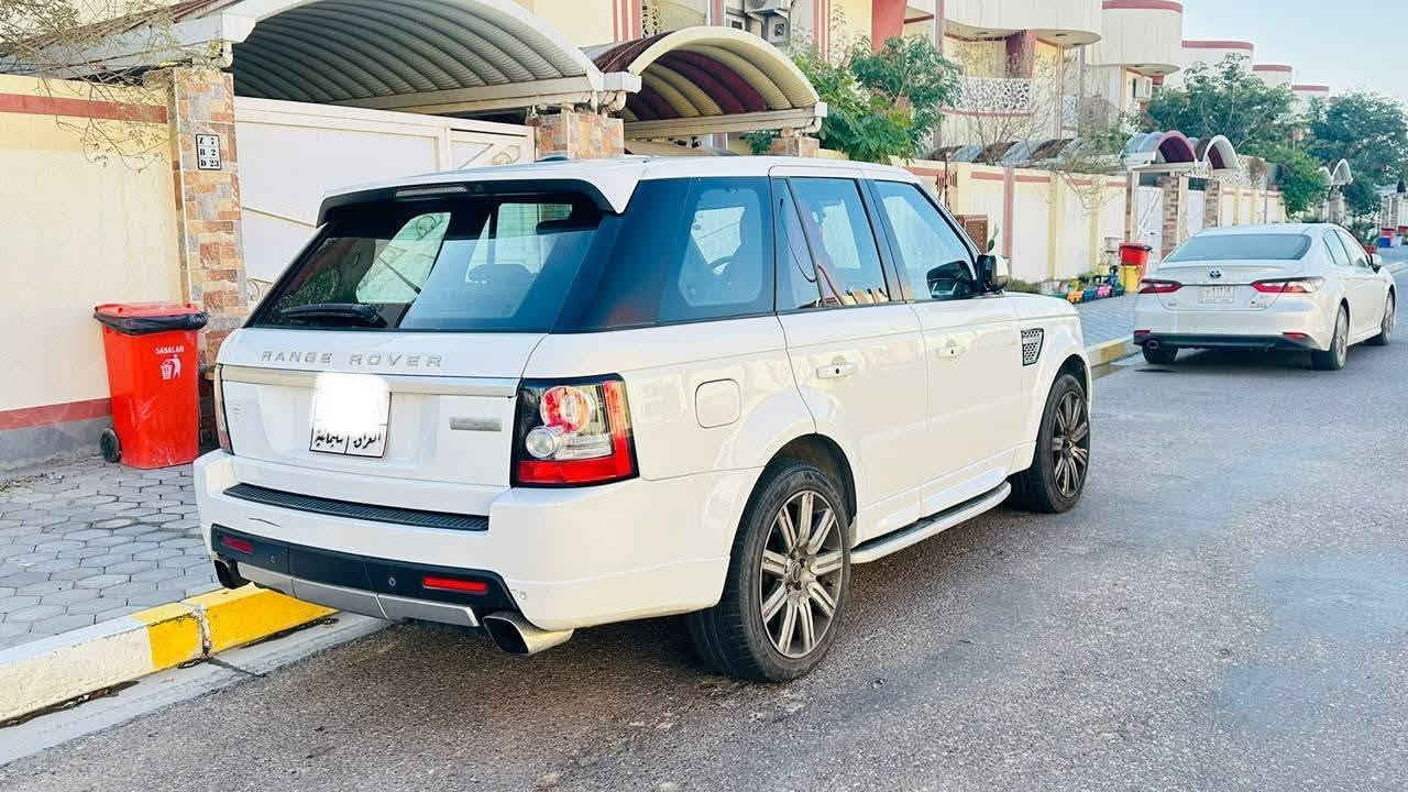 سلام عليكم ، رانج سبورت اوتوبايكرافيك ٢٠١٢  السيارة بمحرك ما مفتوح سوبرتشارج، ما بيها حادث، وبحالة ممتازة. نظيفة جداً من الداخل والخارج، مع داخلية رياضية سوداء بلمسات حمراء. فحص السكانر متوفر عند الطلب، والسعر فرصة مقارنة بحالتها ونظافتها ، الموقع البصره
سلام عليكم ، رانج سبورت اوتوبايكرافيك ٢٠١٢  السيارة بمحرك ما مفتوح سوبرتشارج، ما بيها حادث، وبحالة ممتازة. نظيفة جداً من الداخل والخارج، مع داخلية رياضية سوداء بلمسات حمراء. فحص السكانر متوفر عند الطلب، والسعر فرصة مقارنة بحالتها ونظافتها ، الموقع البصره
السعر المطلوب $112 قابل للتفاوض 
***********
