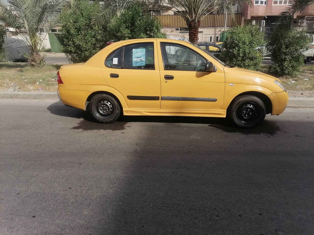 سلام عليكم طيبه للبيع ٢٠١٥ مصفره هيئه وعليهه غرامه ٣٠٠ سياره بيهه ضربه بل جاملغ الايسر السعر ٣٤ ومكان بغداد الشعله الرقم ***********
