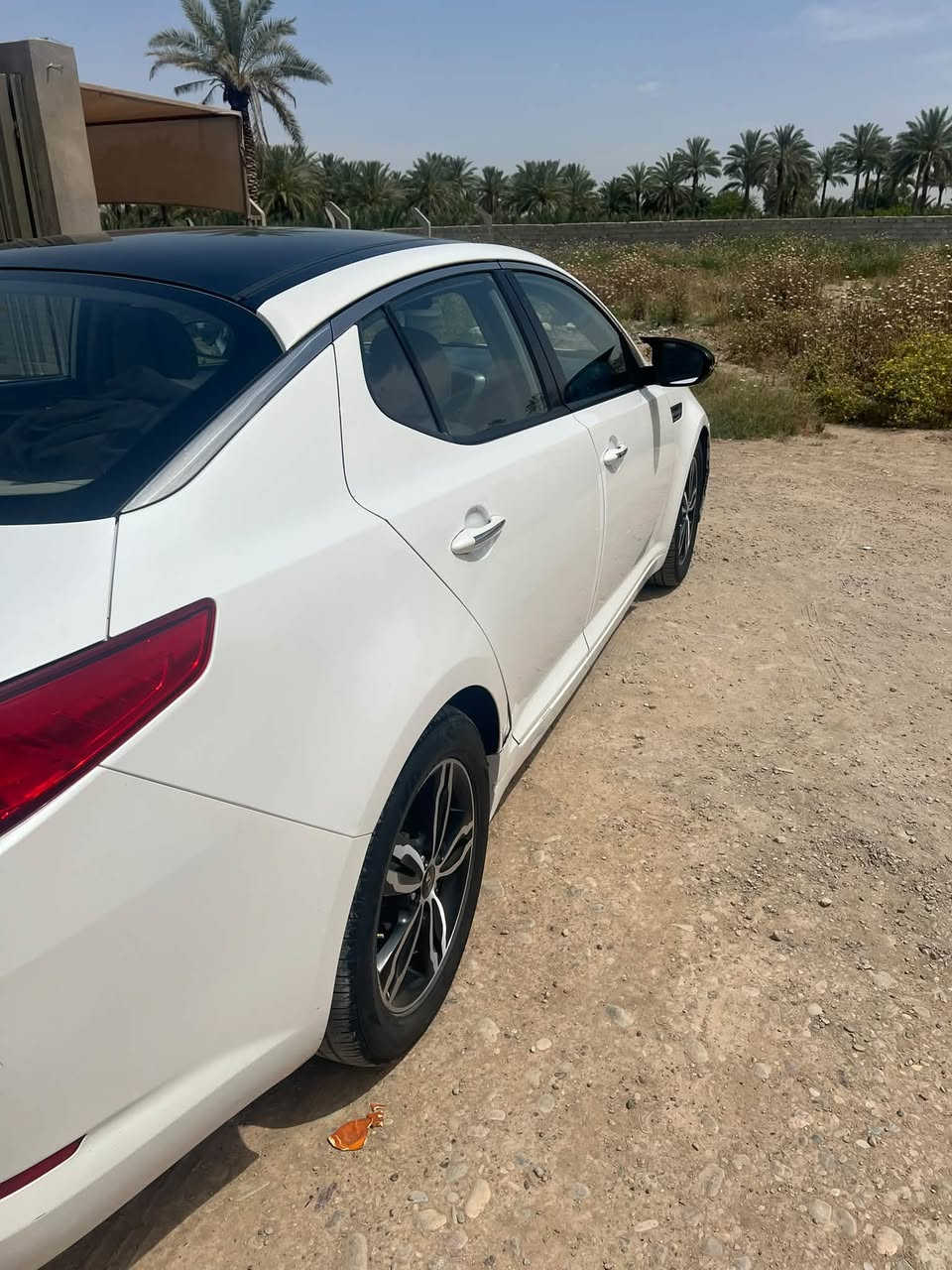 السلام عليكم كيا اوبتما موديل ١٢سيارة خليجي بيها بنيد صبغ بدون ضرر  السيارة كامله الاخير تجي وتشوف بعينك وتفحص وتراي وين مايعجبك نطلع اني وياك خل اسولفلك على مواصفات 
مكينه ٢٠٠٠دوش
رقم سليمانية القديم الحد ٢٨يلا ينتهي 
بنوراما طكتين 
اشاير بالمري 
حساسات خلفيه
كامرة خلفيه بلاد 
شفتات بالاستيرن 
بلوتوث بلادي هوه والمسجل مالته 
السيارة بصمة مو سويج 
الدوشمة بالكامل البلاد جديدة والتلبيسة جديدة 
الكير والمكينة والضفيرة وين متريد افحص ماملعوب بيها السيارة 
الحدادية مالته نضيفها امامي وخلفي 
التايرات نضيفات الامامي والخلفي 
ويل بيها كوري بلاد مو تجاري حجم ١٧ 
نسولف بالسعر بعد ١٢٢وبيها مجال للشراي وقسماً بالله السيارة عابرة هذا السعر بهواي لان اني جناي سيارة يعجبك اهلاً وسهلاً مايعجبك اعبر المنشور وتكون متفضل علينا تحياتي للكل 

موقعها ديالى وهذا رقمي وبالخدمة 
***********
