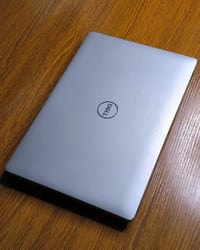 ديل 5410 • كور i5 جيل ١٠ • SSD ٢٥٦ NVMe