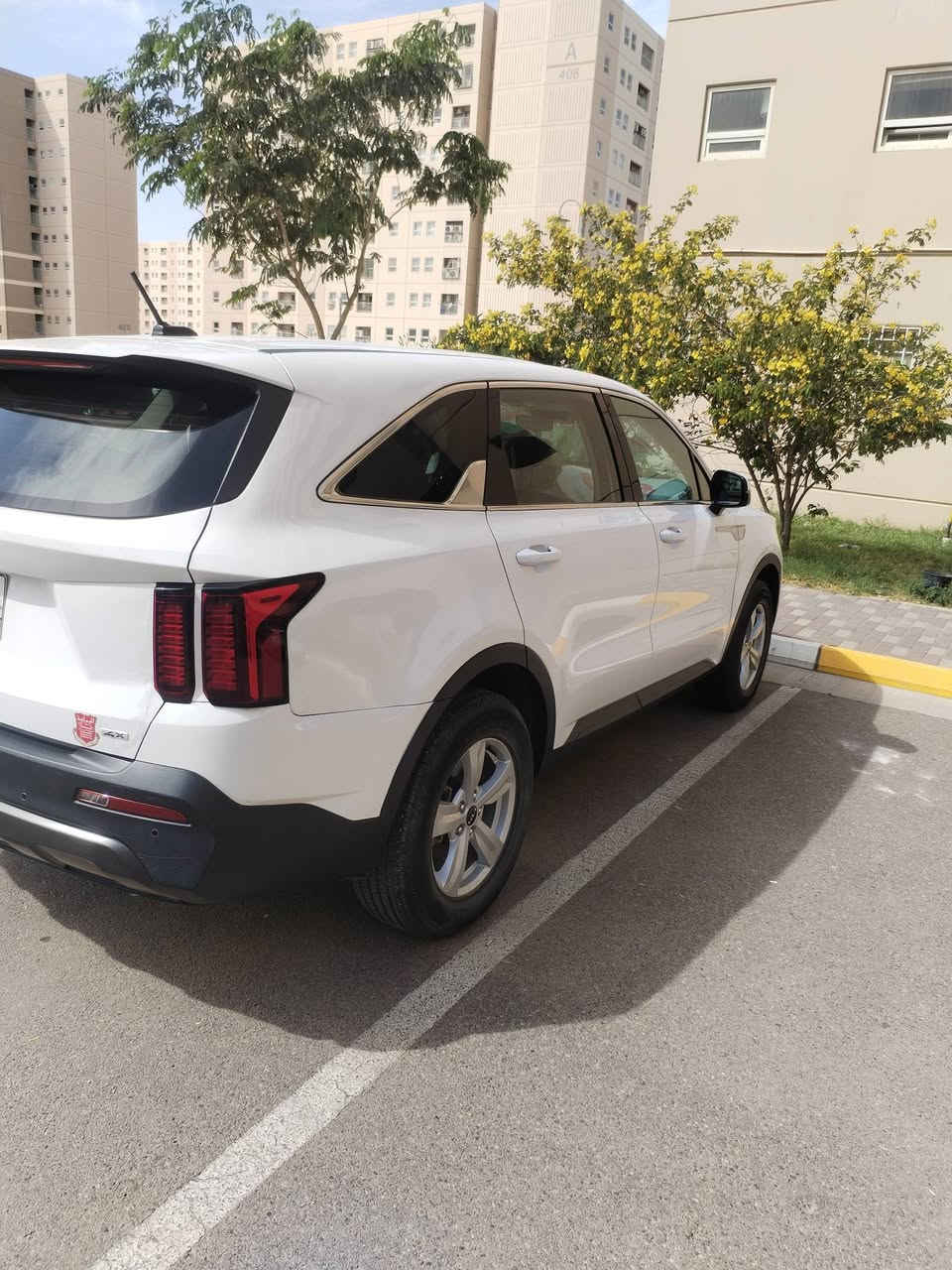 السلام عليكم
كيا سورنتو 2023 وارد امريكي Lx ماشية 26000 الف ميل بدون ايرباك رقم بغداد للتواصل ***********
