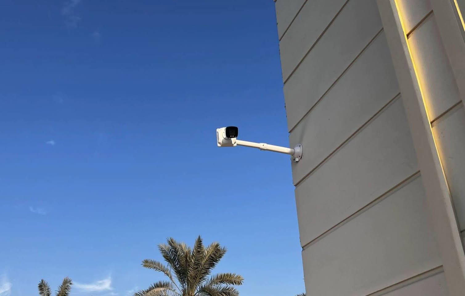 🔴 بيتك.. محلك.. أهلك
تنصيب الكامرات 
كلهم يحتاجون عين ساهرة 👁️📹
لا تخلي السرقة أو المشاكل تفاجئك!
ركب كامرات مراقبة وخلي كلشي تحت سيطرتك  🔥
✅ صورة واضحة HD
✅ مشاهدة من الموبايل بأي وقت
✅ تسجيل مستمر
✅ تركيب مرتب وسريع
✅ أسعار تناسب الجميع
🎯 حماية اليوم أحسن من ندم باچر
للحجز والاستفسار ***********
