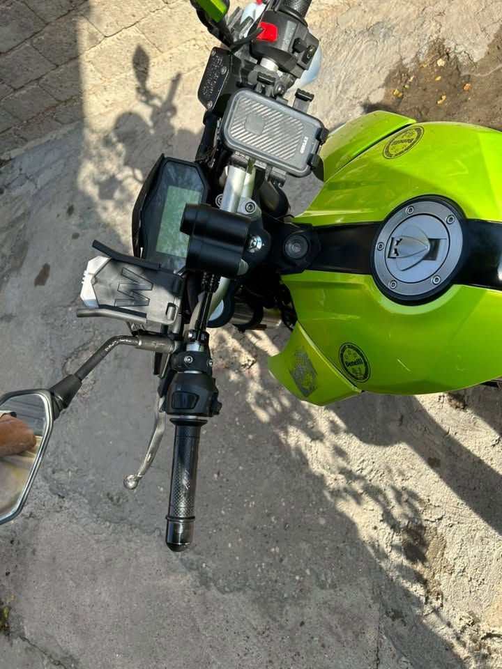 مراوس فقط نزل شعدك واطبلك
***********
