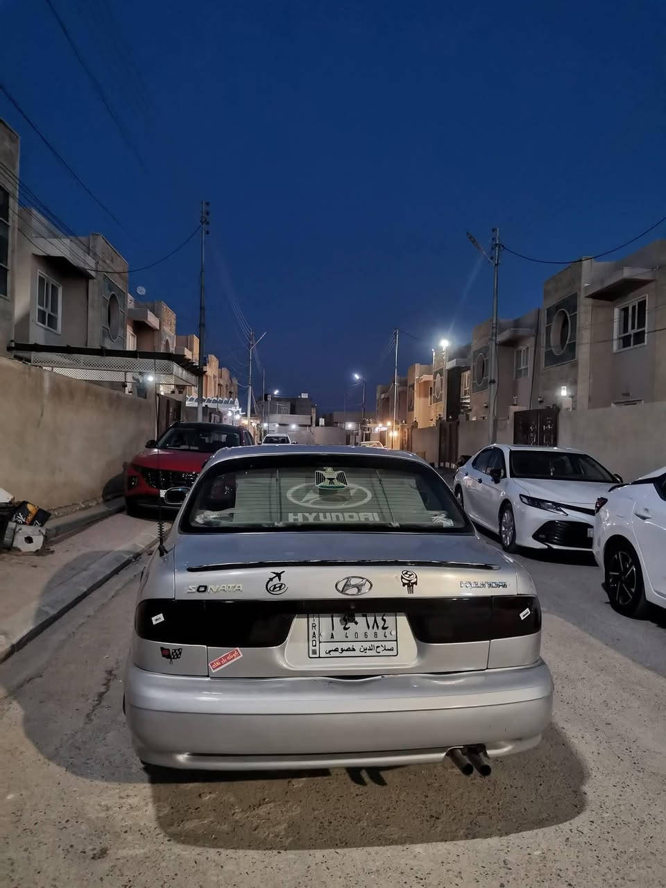 السلام عليكم ورحمة الله وبركاته
للبيع 
سوناتا 2 موديل 1993 
السعر 33 وبيها مجال بسيط 
رقم الماني ( أ ) 
السنوية بأسم امرأة من قرية البو هيازع 
تنتهي شهر 11 هذه السنة 
شرط التحويل والغرمات 
لدكلي شبيها مابيها بالتعليقات 
تعال شوفها بعينك 
العنوان القادسية _ شارع البلاج  
حي الضباط خلف مطعم وحدائق اوصاف رقم الهاتف ***********
