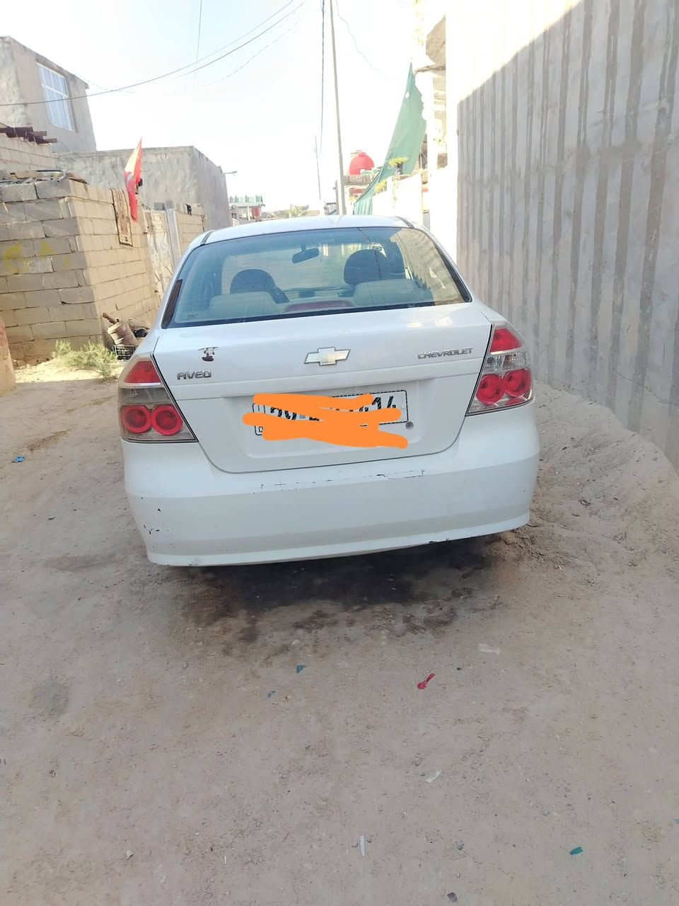 السلام عليكم افيو ١١ خليجي مفتوح رقم واسط انكليزي سياره حلوه وجاهزه بيه صبغ وتبديل بدون داخل 
السعر ٥٥ مكاني بابل النيل ***********
