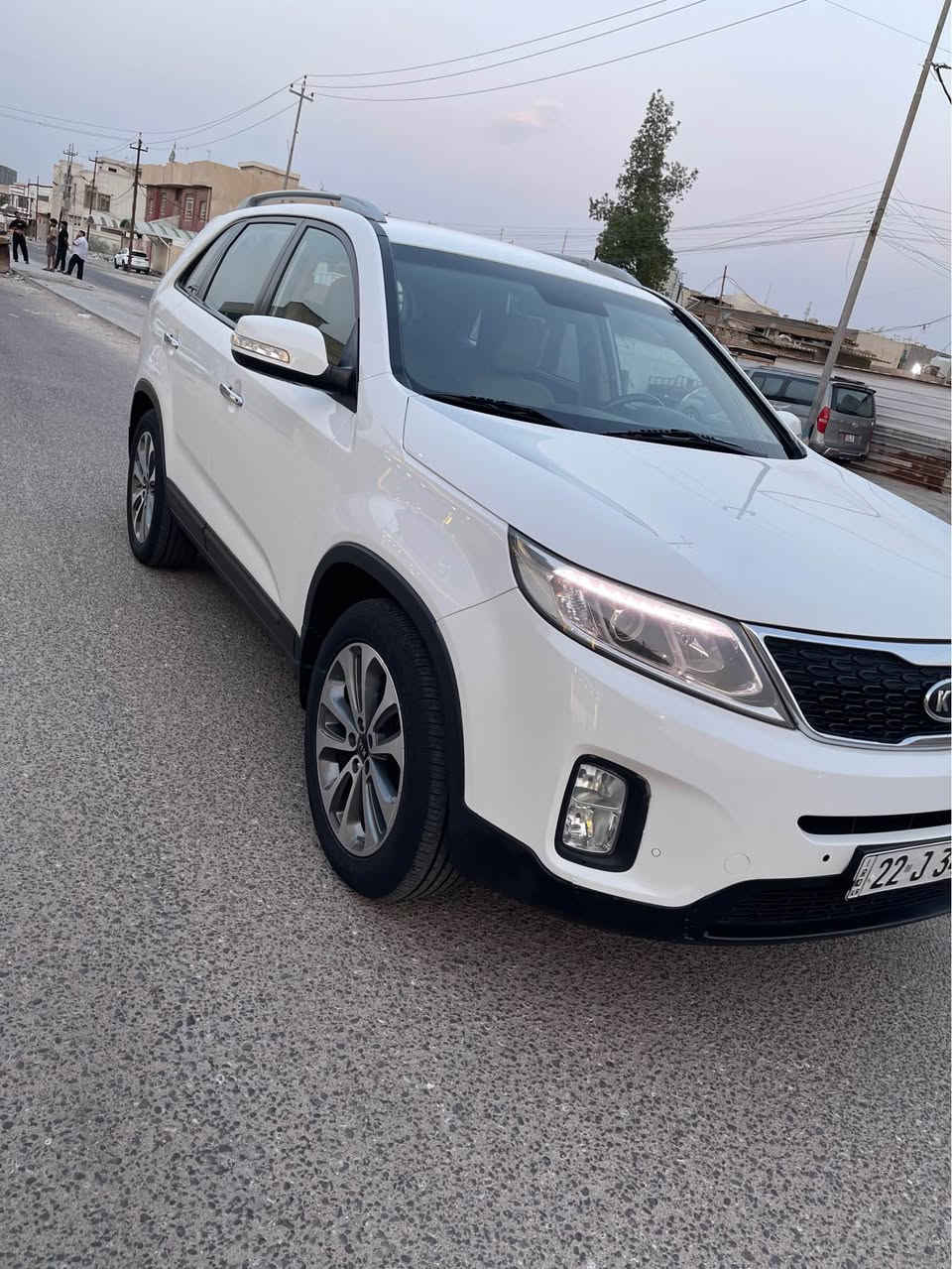 للبيع سونتو موديل 15 4 سلندر مكينه بلاد ما مفتوحه سياره جديده بمعنه الكلمه فول كشنات جلد بصمه لد امامي خلفي فول عده البنورامه كفاله عامه من الصبغ ولضربه ول بارد جديده حيل السعر 155 والشراي يتصل *********** البصرة, العراق
