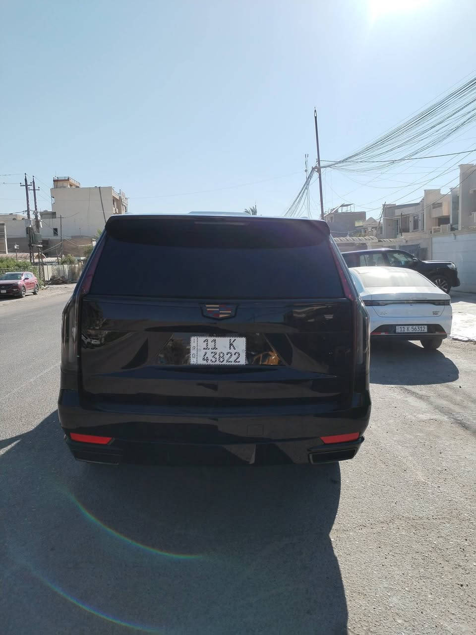 السلام عليكم للبيع كديلاك اسكاليد 2022 وراد امريكي حادثه بنيد و جاملغ  مبدلات ومصبوغات ماشيه 51 رقم بغداد السعر 530 //***********
