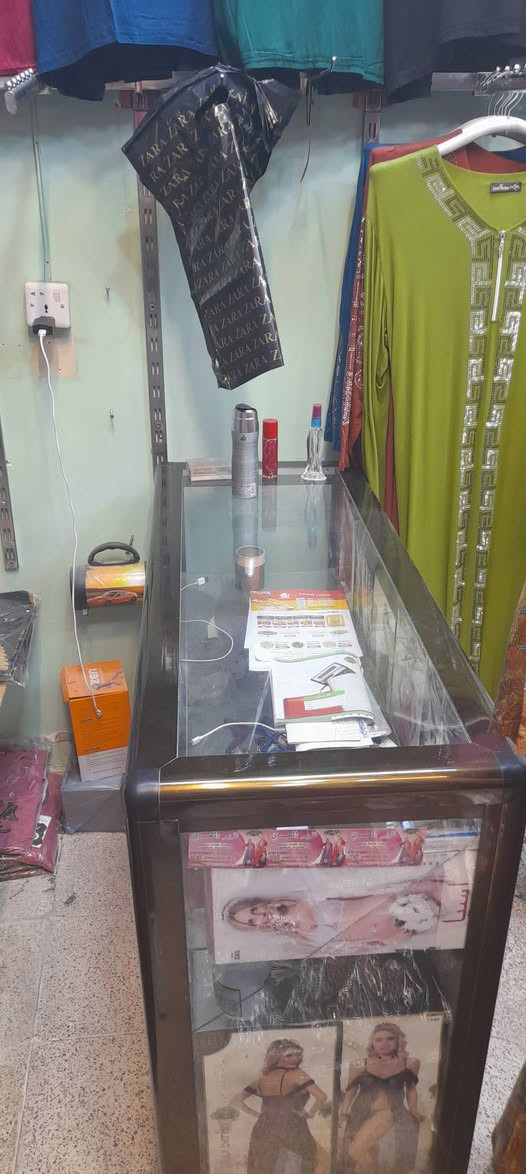 باترينة للبيع احطاطة ثقيل جام اسلايت سعرهة ٦٥ قفل مكان فلوجة
