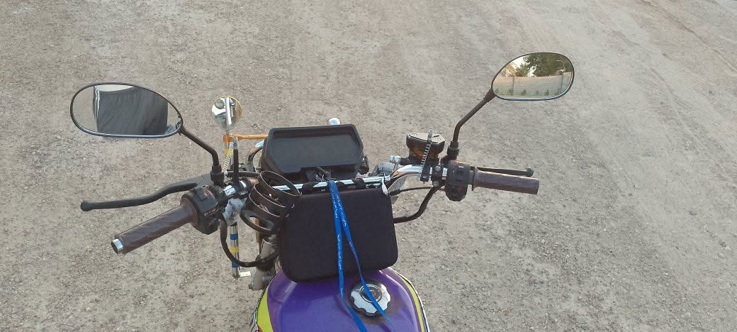سلام عليكم للبيع السعر 750
و بي مجال قليل حك الجيه 
نضيف احلا من الصوره 
محرك ما مفتوح 
موديل 2024
رقم الهاتف ***********
