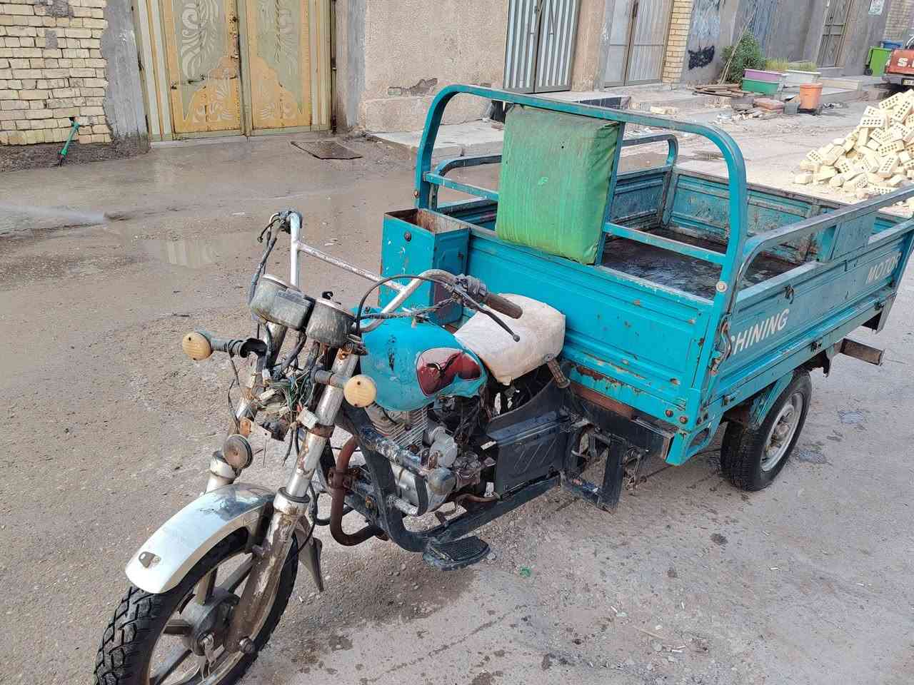 سلام عليكم ستوته صقر للبيع مديل ٢٠٢٠ بكاني بغداد العبيدي السعر مليون او ربع او بي مجال ***********
