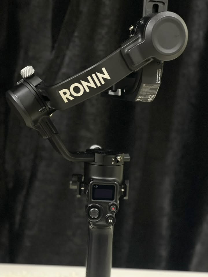 @رونن dji RSC 2 pro

نظافة 95%

ملحقاته كاملة

السعر 350

للاستفسار الاتصال 
***********
