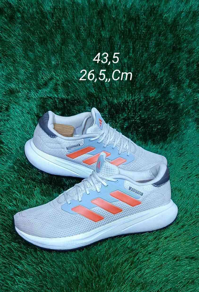 👟باله اوربي مستخدم نظيف درجه اولى 👍🏻
ماركات فقط قياسات مختلفه  
كل القياسات مذكوره داخل صوره
يوجد توصيل جميع المحافظات 🌷 🚛 
لتواصل***********📱

نص مكتوب في الصور:
- تیمبرلاند
- 43,5
- 26,5,,Cm
- 38 23,5,Cm
- 42 26,5,Cm
- 40,5 26,Cm
- 45
- 29,Cm
- 41 قالب كبير
- 27,5,Cm
- 40,5
- 25,5,Cm
- 44
- 28,Cm